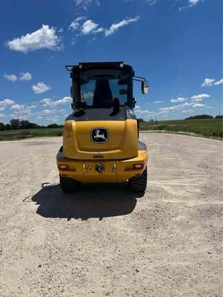 Image of John Deere 244L equipment image 3