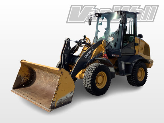 Image of John Deere 244L Primary image