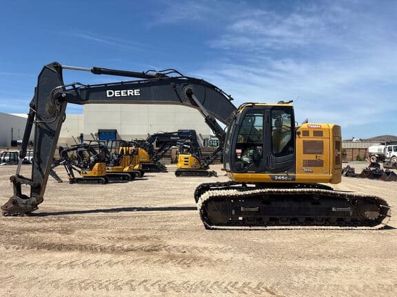 Image of John Deere 245G equipment image 1