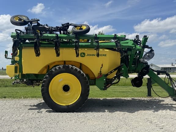 Image of John Deere 2530L equipment image 4
