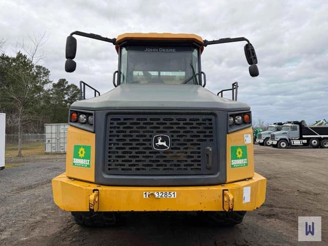 Image of John Deere 260E equipment image 2