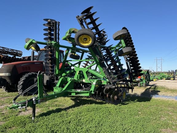 Image of John Deere 2630 equipment image 1