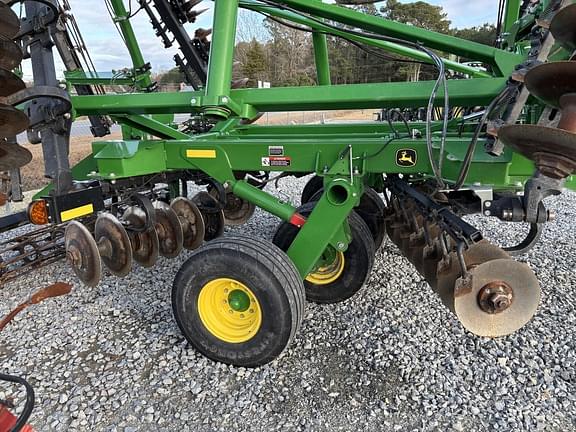 Image of John Deere 2633 equipment image 4