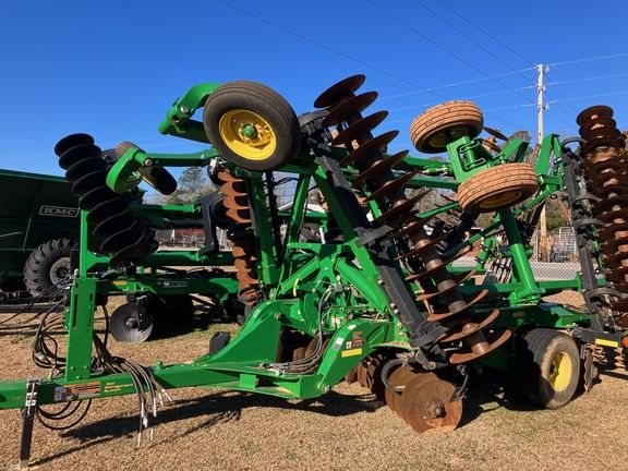 2021 John Deere 2633VT Equipment Image0