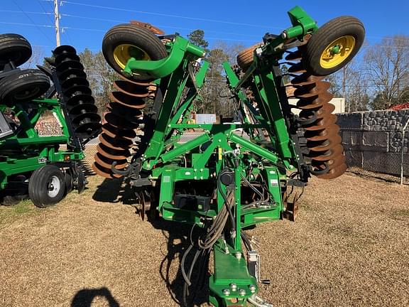 Image of John Deere 2633VT equipment image 3