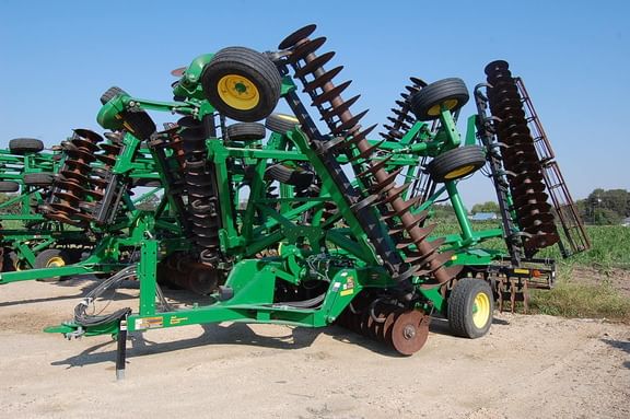 2021 John Deere 2633VT Equipment Image0