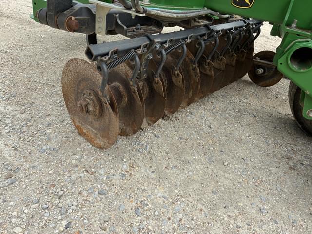 Image of John Deere 2633VT equipment image 2