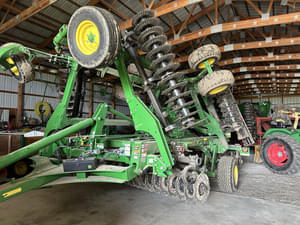 2021 John Deere 2660VT Image