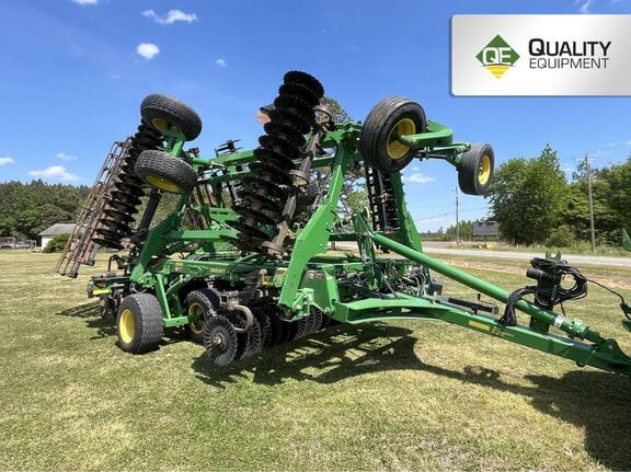 2021 John Deere 2660VT Equipment Image0