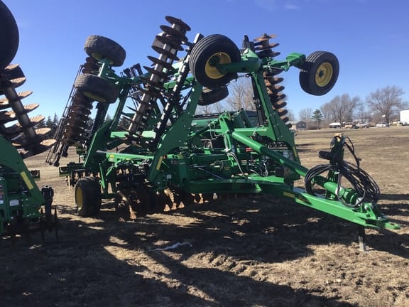 2021 John Deere 2660VT Equipment Image0