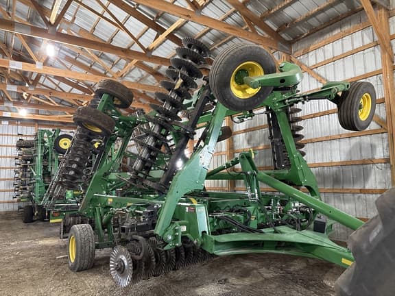 Image of John Deere 2660VT Primary image