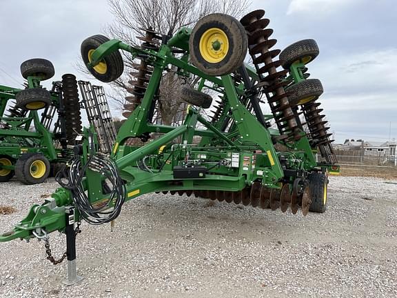 Image of John Deere 2660VT equipment image 1