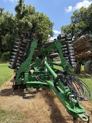 2021 John Deere 2660VT Image