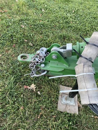 Image of John Deere 2660VT equipment image 3