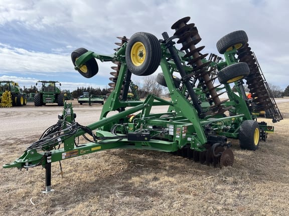 2021 John Deere 2660VT Equipment Image0