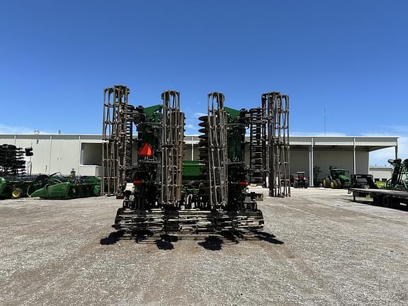 Image of John Deere 2660VT equipment image 4