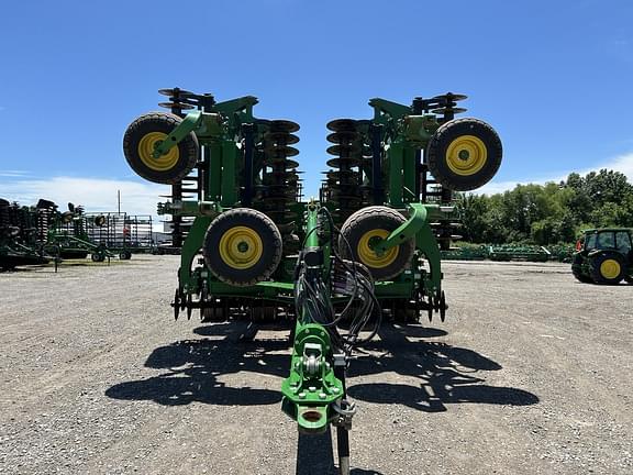 Image of John Deere 2660VT equipment image 1
