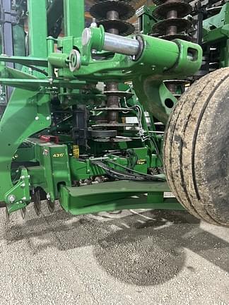 Image of John Deere 2660VT equipment image 1