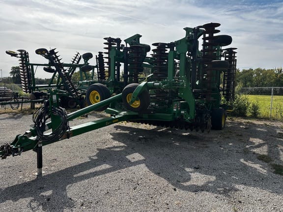 Main image John Deere 2660VT