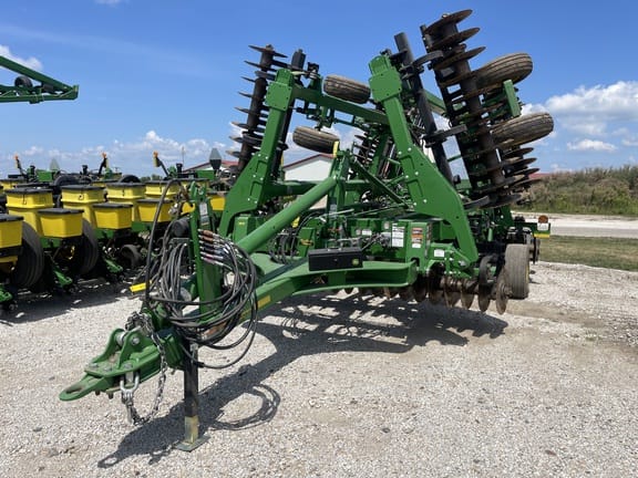 2021 John Deere 2660VT Equipment Image0