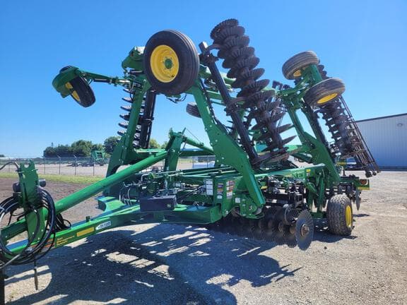 Image of John Deere 2660VT Primary image