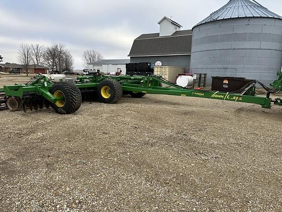 Image of John Deere 2680H equipment image 1