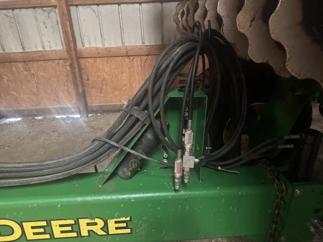 Image of John Deere 2680H equipment image 3