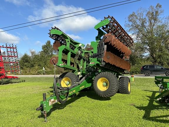 Image of John Deere 2680H equipment image 2