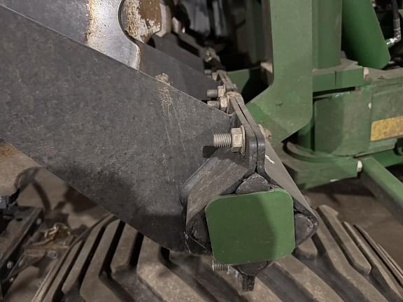 Image of John Deere 2680H equipment image 2