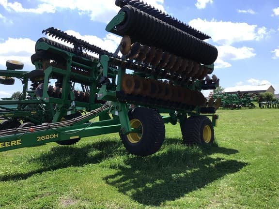 Image of John Deere 2680H equipment image 3