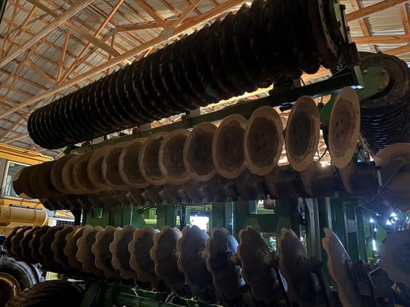Image of John Deere 2680H equipment image 2