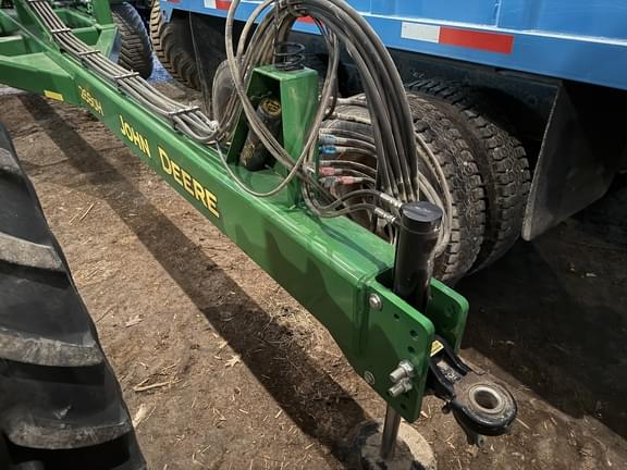 Image of John Deere 2680H equipment image 4