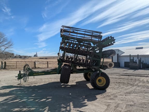 Image of John Deere 2680H equipment image 1