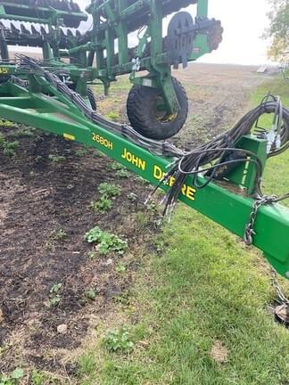 Image of John Deere 2680H equipment image 2