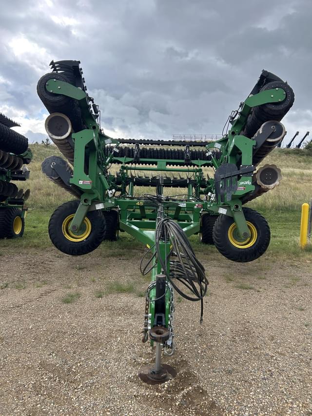 Image of John Deere 2680H equipment image 1