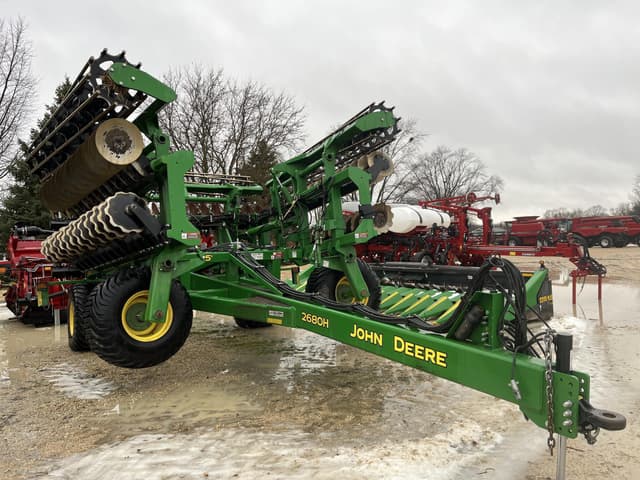 Image of John Deere 2680H equipment image 2
