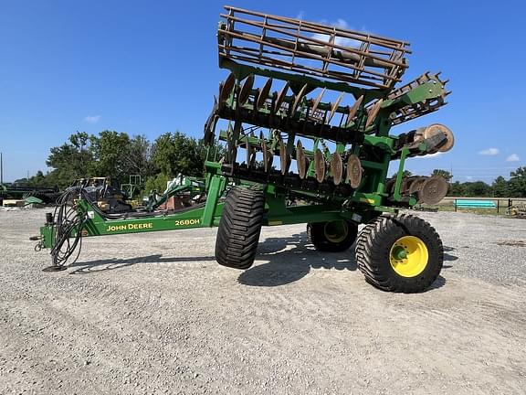 Image of John Deere 2680H equipment image 1