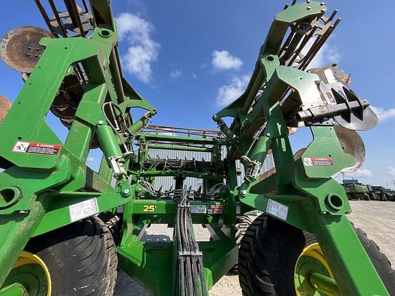 Image of John Deere 2680H equipment image 3