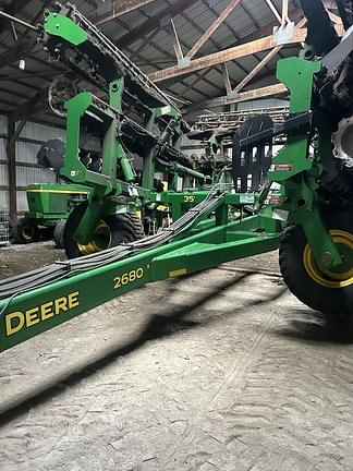 Image of John Deere 2680H equipment image 1