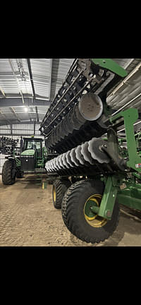 Image of John Deere 2680H equipment image 1