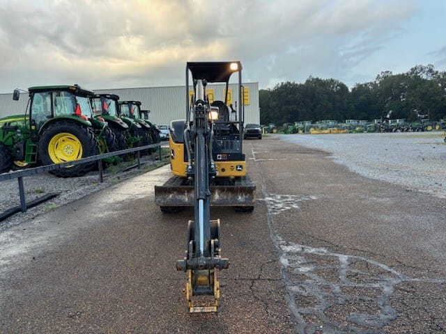 2021 John Deere 26G Equipment Image0