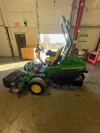 Image of John Deere 2700 equipment image 3