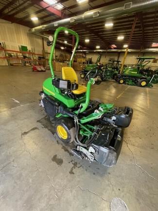 Image of John Deere 2700 equipment image 2