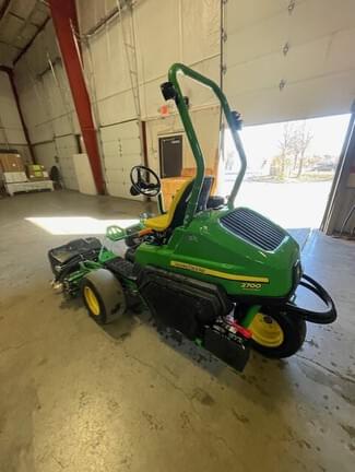 Image of John Deere 2700 equipment image 4