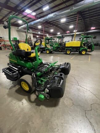 Image of John Deere 2700 equipment image 2