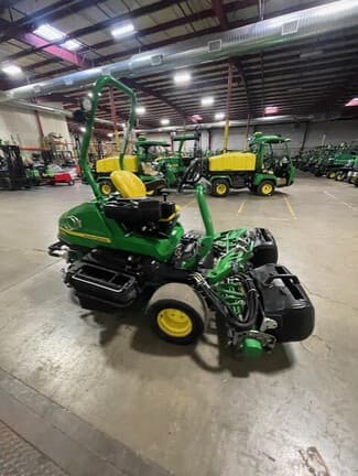 Image of John Deere 2700 equipment image 3