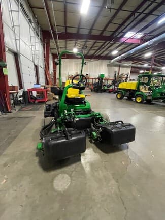 Image of John Deere 2700 equipment image 4