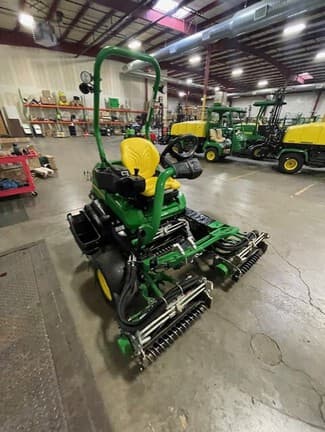 Image of John Deere 2700 equipment image 2