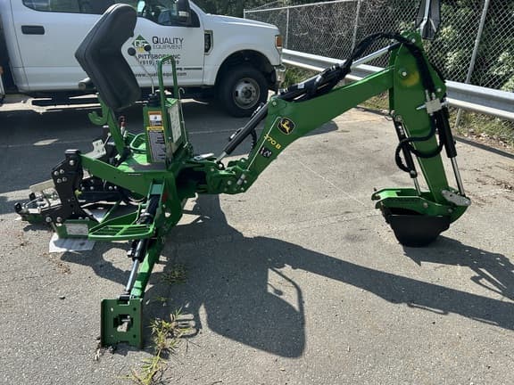 Image of John Deere 270B equipment image 4