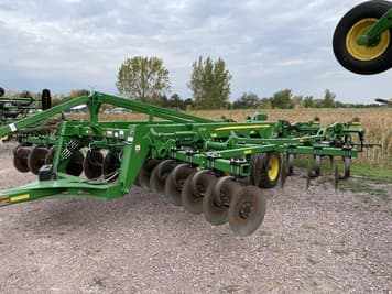 Main image John Deere 2730